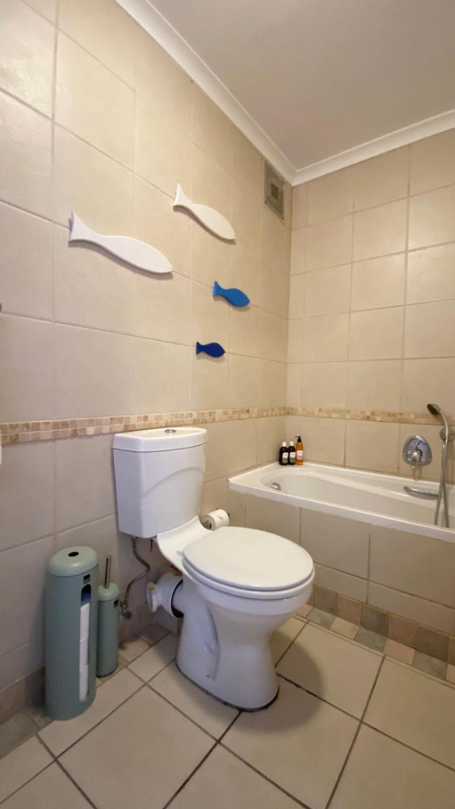 Ocean Escape Apartment Strand