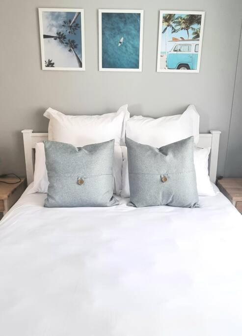 Ocean Escape Apartment Strand
